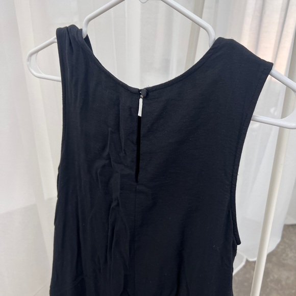 Black Sleeveless Maeve Dress - Picture 4 of 6